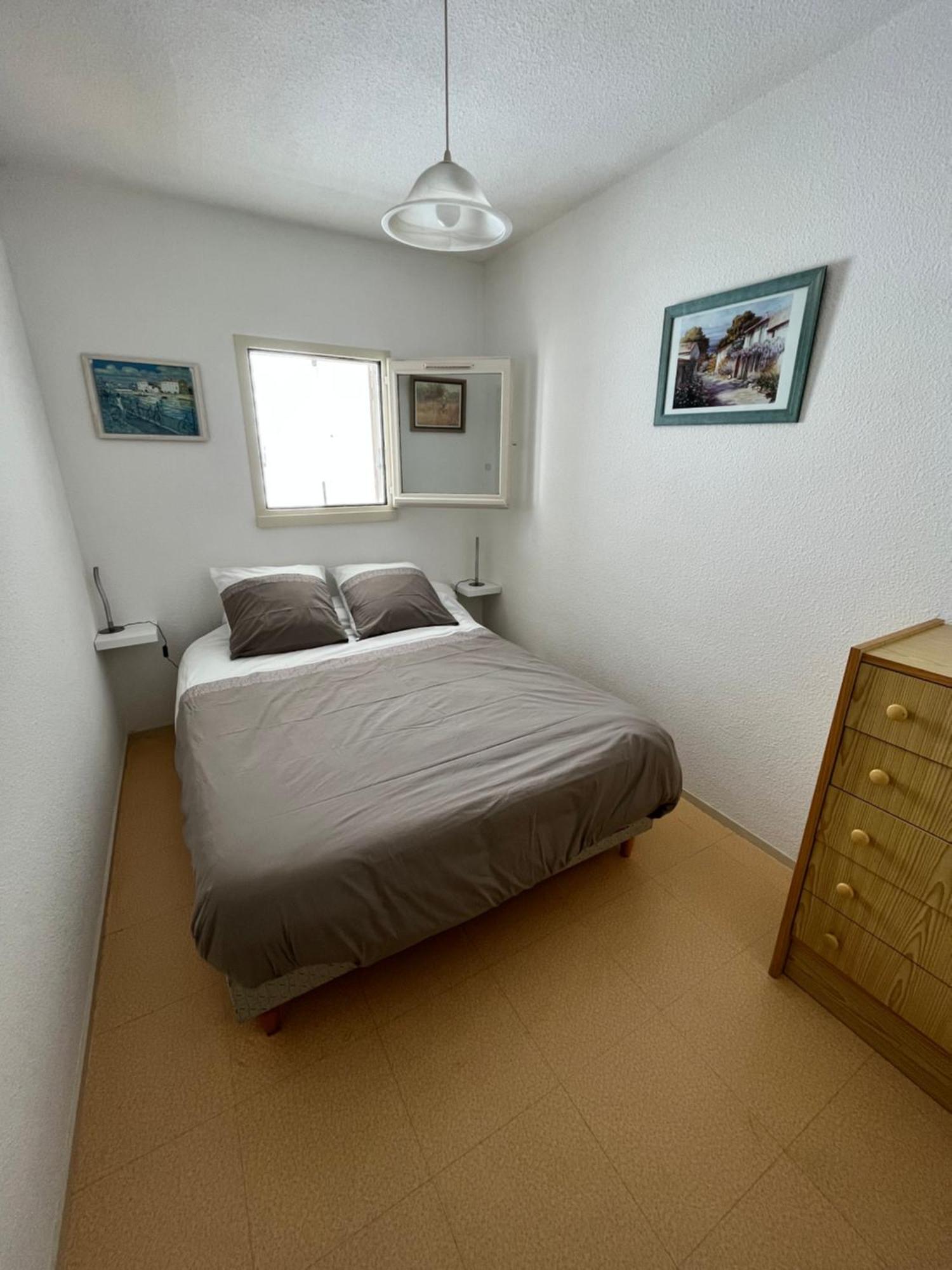 Appartement 1 Chambre, Avec Loggia Et Vue Sur Le Port Olona La Chaume المظهر الخارجي الصورة